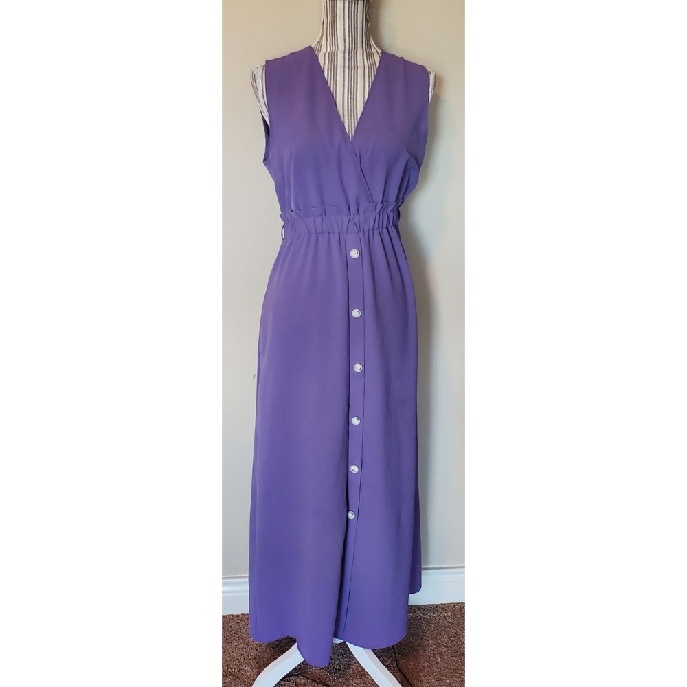 Alvina Purple Sleeveless V-Neck Maxi Dress Elastic Waist Button Detail Size 38